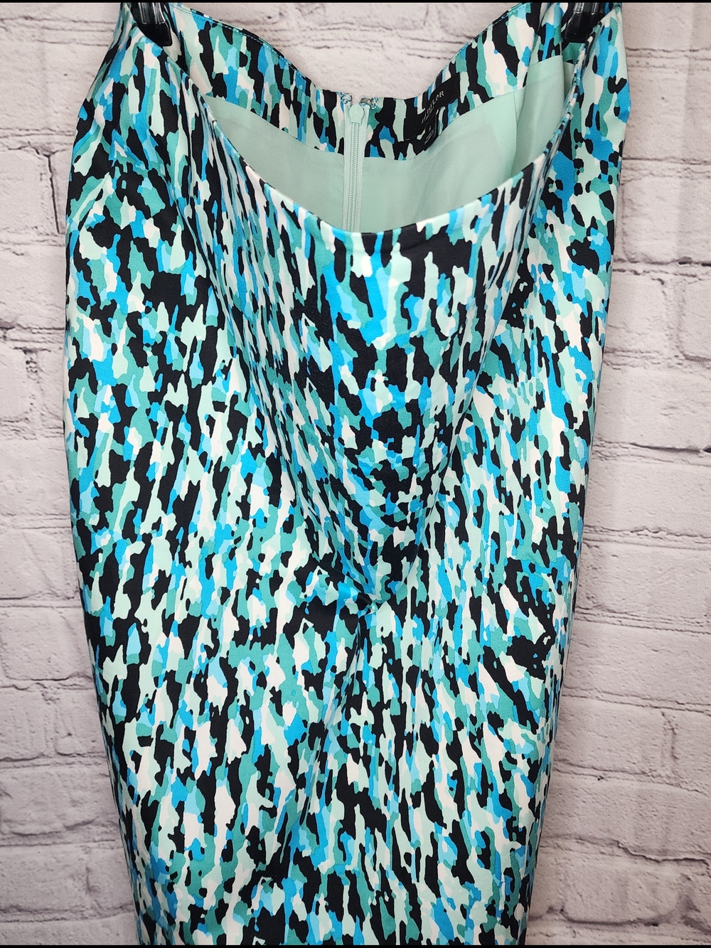Ann Taylor Mint and Teal Abstract Print Skirt - Picture 3 of 6